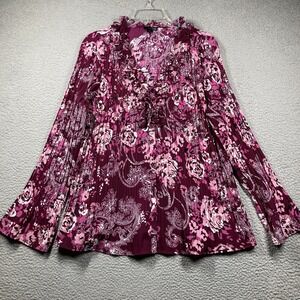 East 5th Top Women's Plus 1X Plum Floral Button Up Ruffle V Neck Pleated Fabric‎
